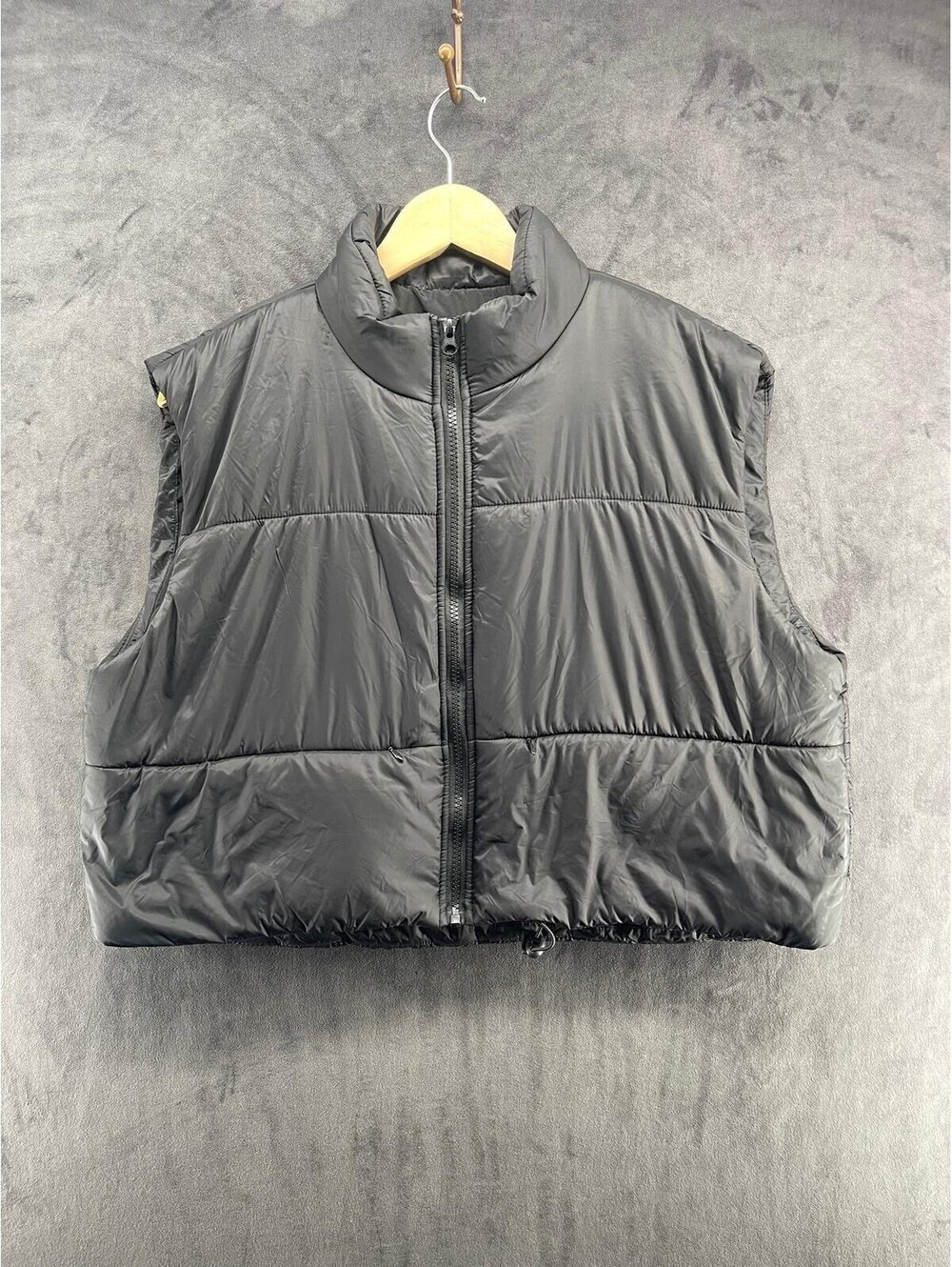 JYK Gray Puffer Vest Size L